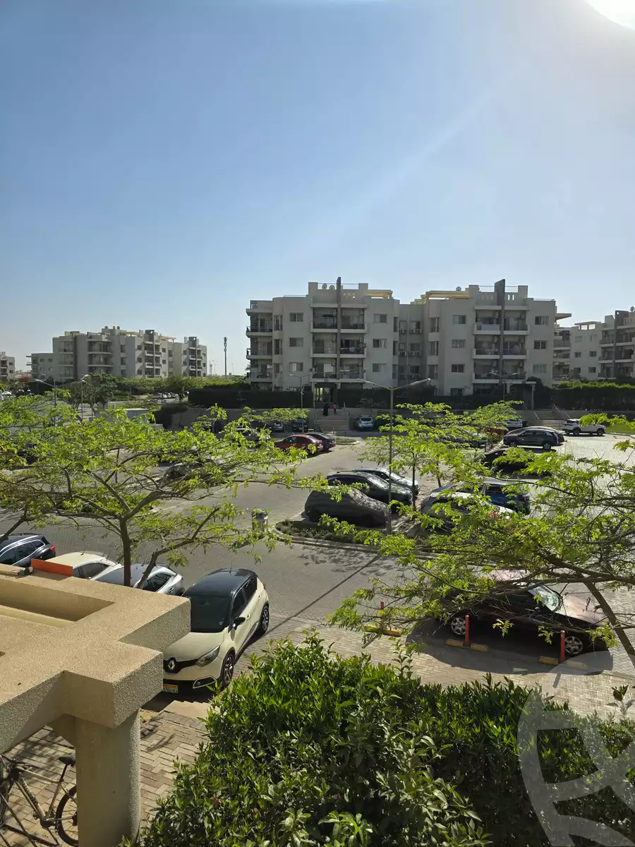 https://aqarmap.com.eg/en/listing/6009094-for-rent-cairo-el-sheikh-zayed-city-compounds-dh-drys