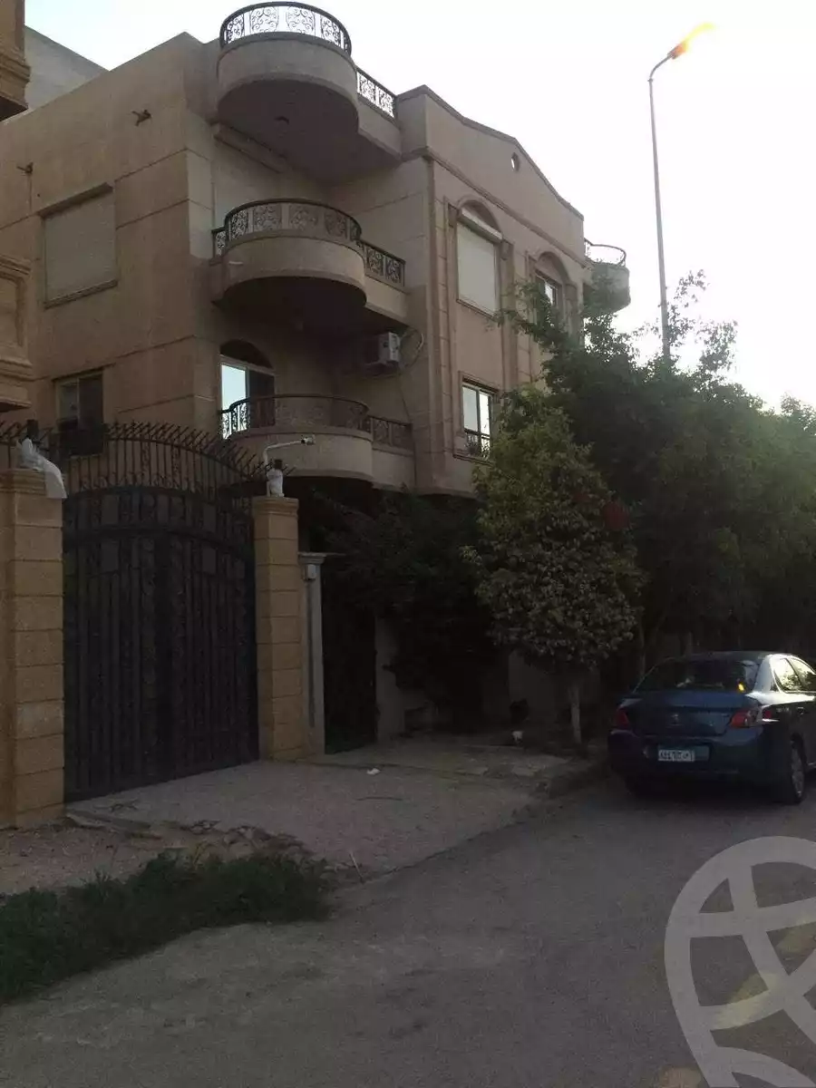 https://aqarmap.com.eg/en/listing/6009582-for-sale-cairo-new-cairo-el-narges-el-narges-2-amina-el-sawi-st