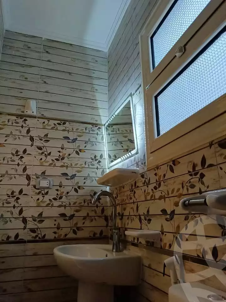 https://aqarmap.com.eg/en/listing/6009769-for-sale-alexandria-l-jmy-lbytsh-street-5-st