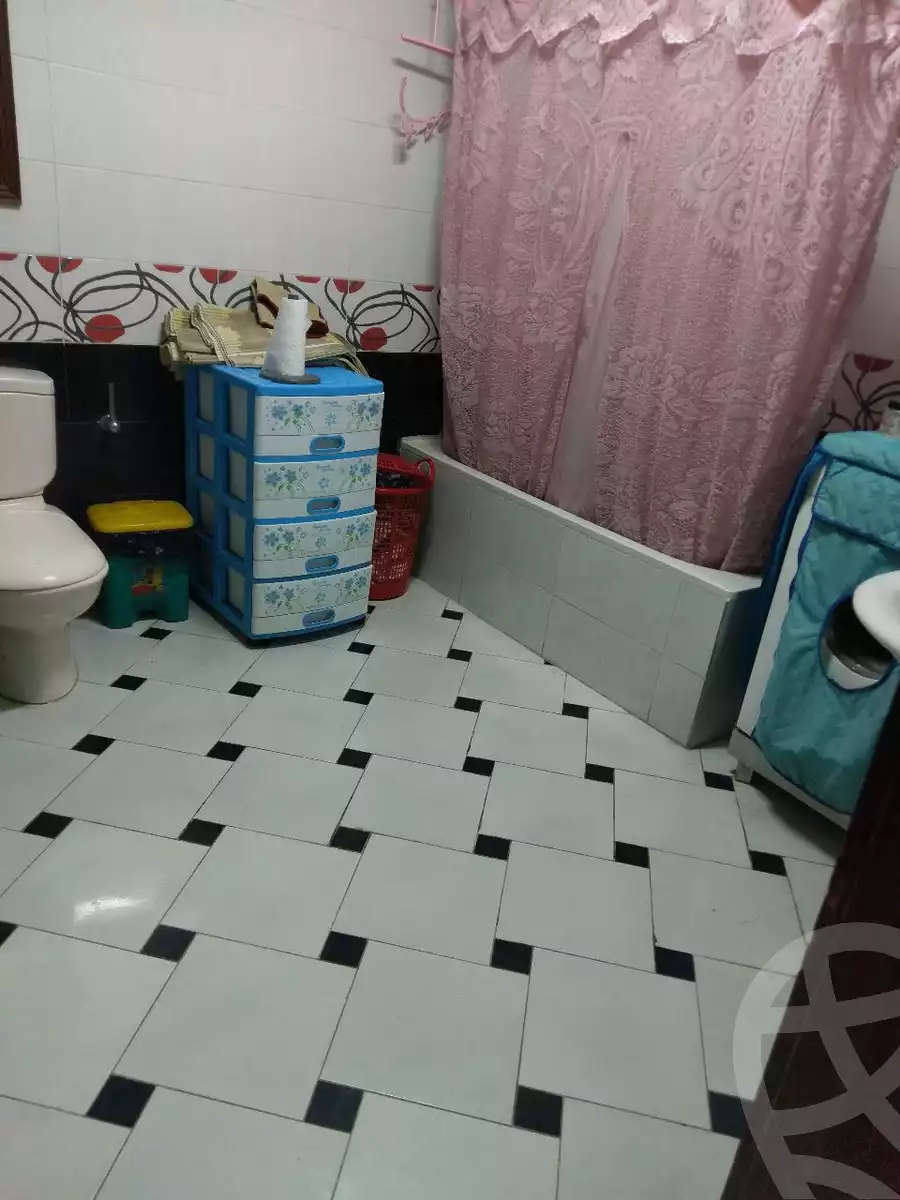 https://aqarmap.com.eg/en/listing/6010449-for-sale-cairo-helwan-helwan-el-sharkeya-khesro-basha-st