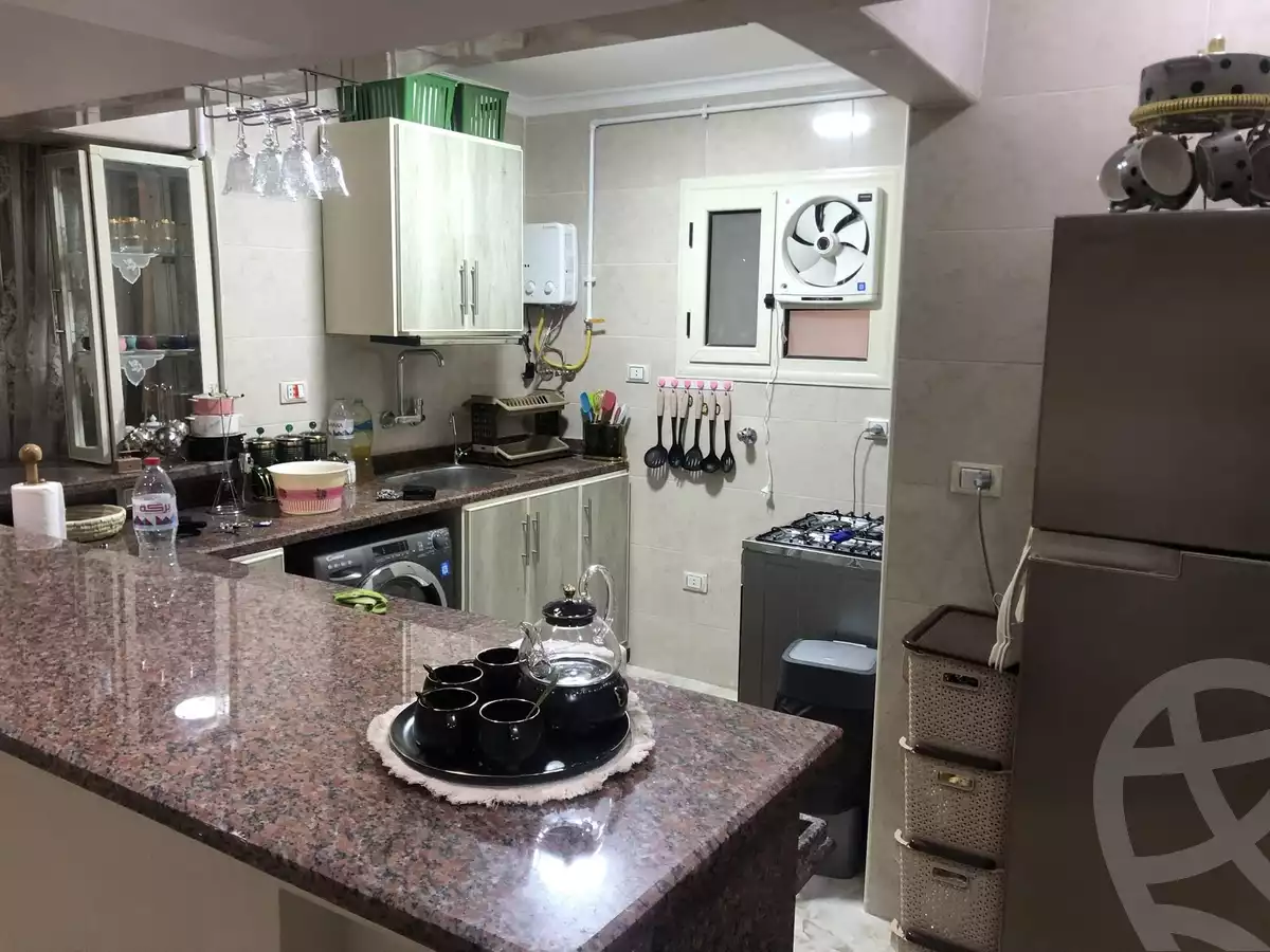 https://aqarmap.com.eg/ar/listing/6010567-for-sale-alexandria-l-jmy-lbytsh-el-hanafeya-st
