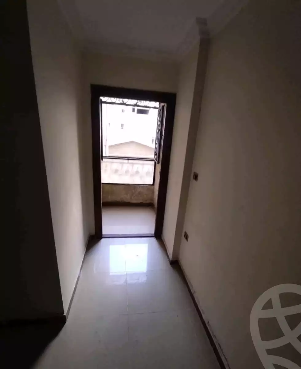 https://aqarmap.com.eg/ar/listing/6011332-for-sale-alexandria-l-jmy-lbytsh-el-hanafeya-st
