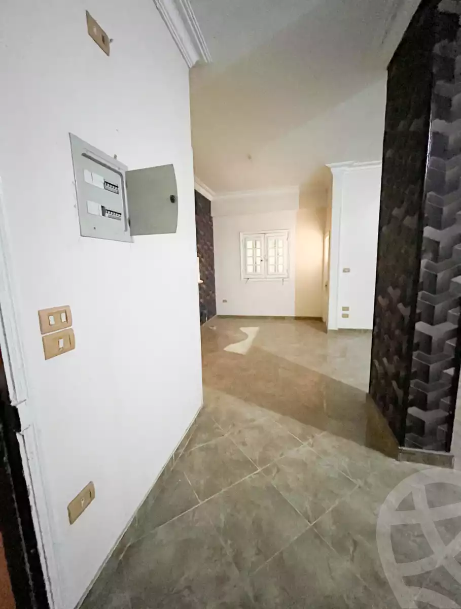 https://aqarmap.com.eg/ar/listing/6014601-for-rent-cairo-15th-of-may-mjwr-5-shr-mkrm-byd