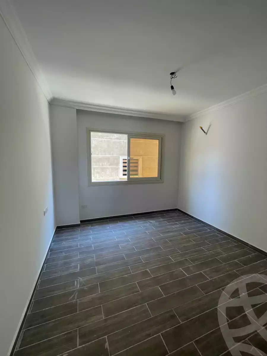 https://aqarmap.com.eg/ar/listing/6016467-for-rent-cairo-new-cairo-south-investors-mohammed-nagib-axis-st