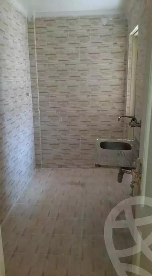 https://aqarmap.com.eg/en/listing/6016554-for-sale-cairo-15th-of-may-mjwr-7
