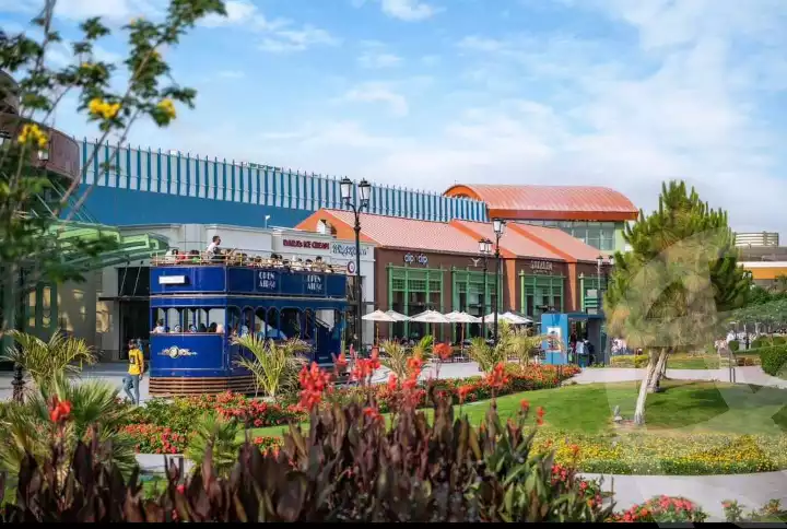 https://aqarmap.com.eg/ar/listing/6017725-for-sale-cairo-new-cairo-madinaty-open-air-mall