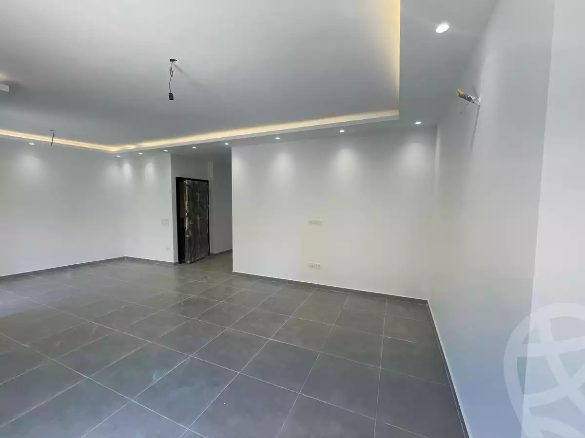 https://aqarmap.com.eg/en/listing/6018724-for-rent-cairo-new-cairo-south-investors-mohammed-nagib-axis-st