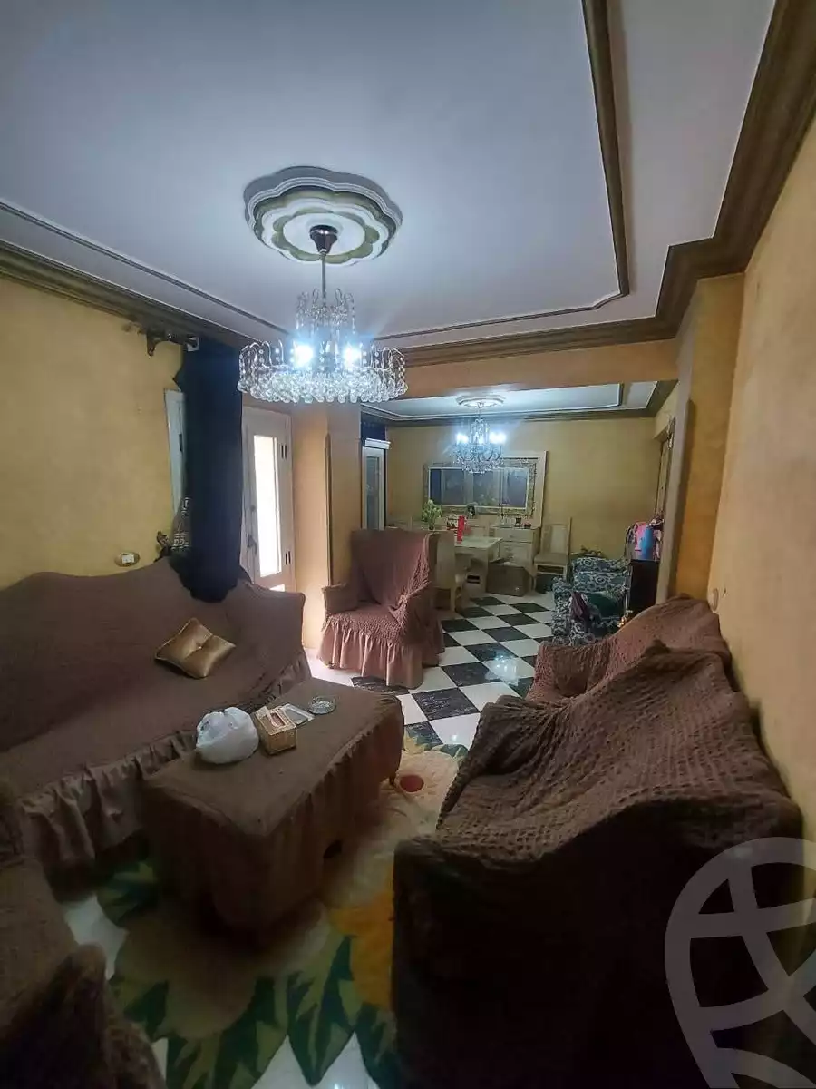 https://aqarmap.com.eg/en/listing/6019625-for-sale-cairo-helwan-lazoghli-st