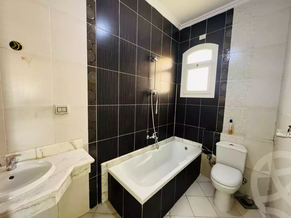 https://aqarmap.com.eg/en/listing/6020691-for-rent-cairo-new-cairo-madinaty-lmntq-lthnyh-fylt-group-11