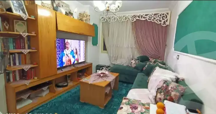 https://aqarmap.com.eg/en/listing/6021654-for-sale-alexandria-zezenia-ibrahim-el-attar-st