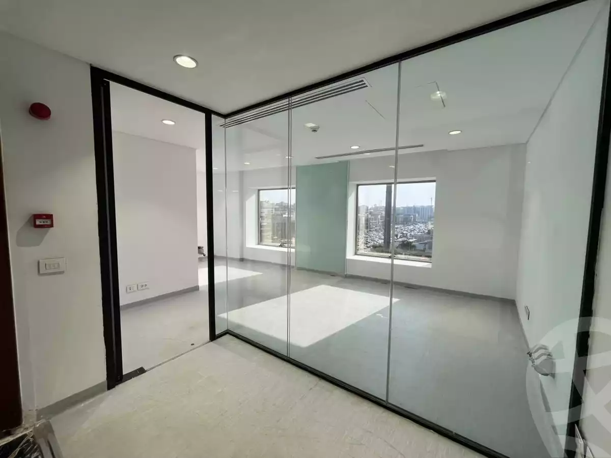 https://aqarmap.com.eg/ar/listing/6022098-for-rent-cairo-new-cairo-90th-street-northern-90th-street
