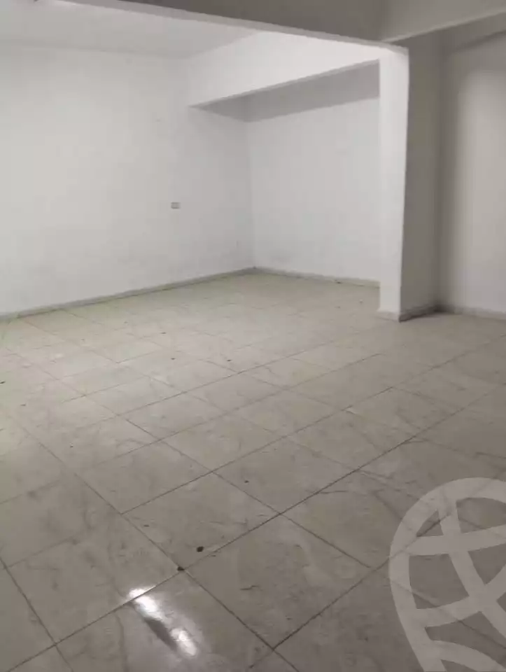 https://aqarmap.com.eg/en/listing/6022147-for-rent-cairo-mokattam-lhdb-l-ly