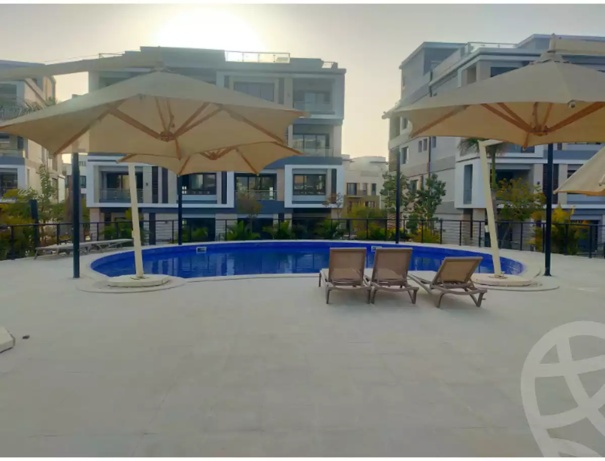 https://aqarmap.com.eg/ar/listing/6023458-for-sale-cairo-el-sheikh-zayed-city-compounds-kmbwnd-wn-16-swdyk