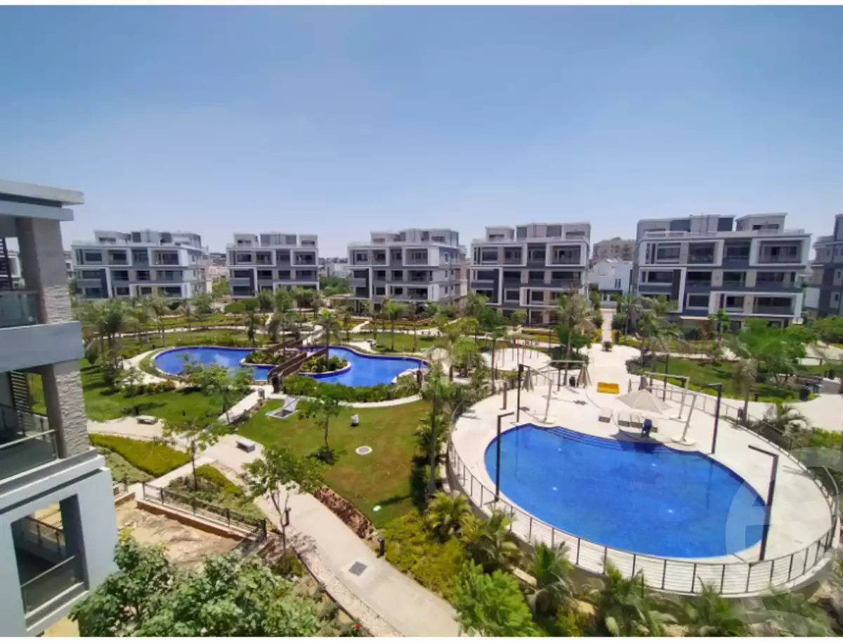 https://aqarmap.com.eg/ar/listing/6023458-for-sale-cairo-el-sheikh-zayed-city-compounds-kmbwnd-wn-16-swdyk