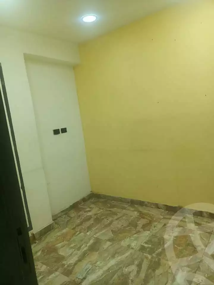 https://aqarmap.com.eg/en/listing/6024114-for-rent-alexandria-ganaklis-shr-mrtdy-bsh