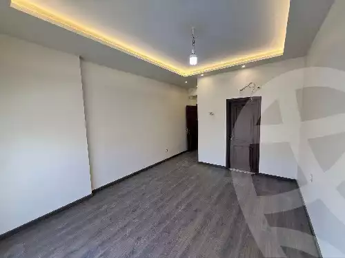 https://aqarmap.com.eg/en/listing/6025162-for-sale-cairo-new-cairo-compounds-el-patio-oro