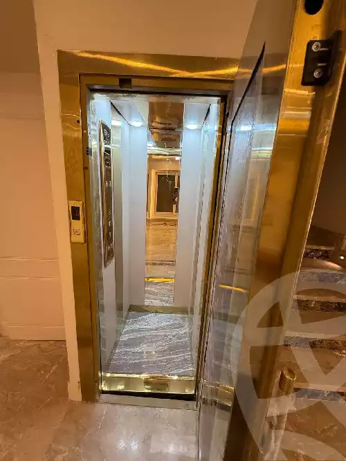 https://aqarmap.com.eg/en/listing/6025162-for-sale-cairo-new-cairo-compounds-el-patio-oro