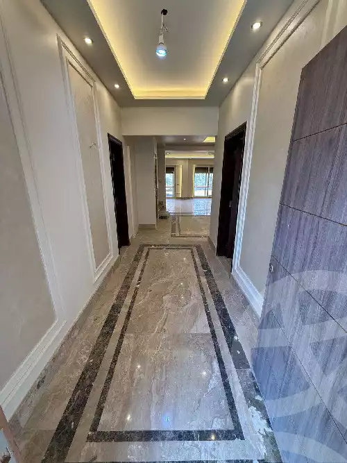 https://aqarmap.com.eg/en/listing/6025162-for-sale-cairo-new-cairo-compounds-el-patio-oro
