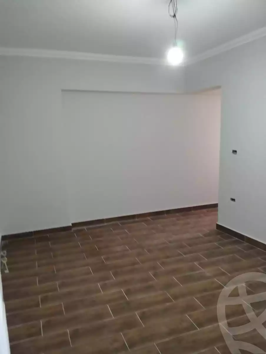 https://aqarmap.com.eg/en/listing/6025876-for-sale-alexandria-l-jmy-lbytsh-street-8