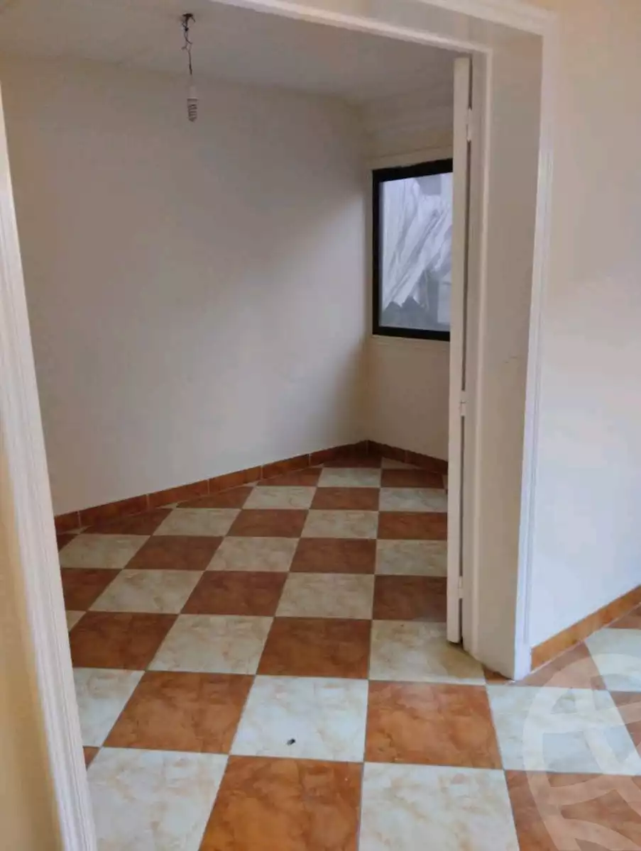 https://aqarmap.com.eg/en/listing/6027464-for-sale-alexandria-l-jmy-lbytsh-mecca-st