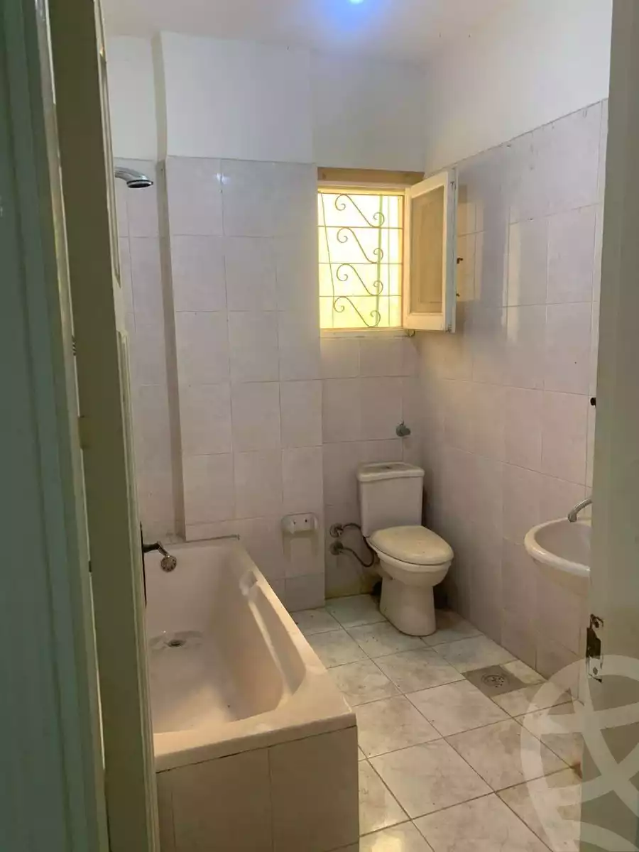 https://aqarmap.com.eg/ar/listing/6027636-for-sale-alexandria-l-jmy-lbytsh-el-hay-st