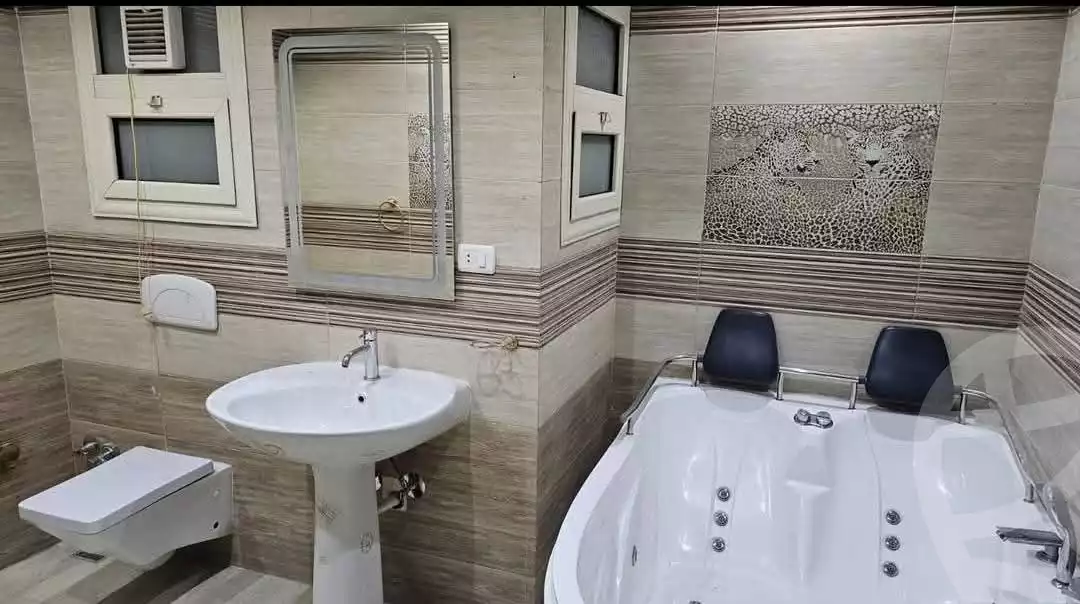 https://aqarmap.com.eg/ar/listing/6027674-for-sale-alexandria-camp-cesar-el-gaish-rd