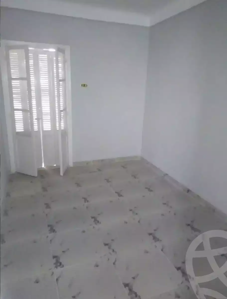 https://aqarmap.com.eg/en/listing/6027926-for-sale-alexandria-krmwz