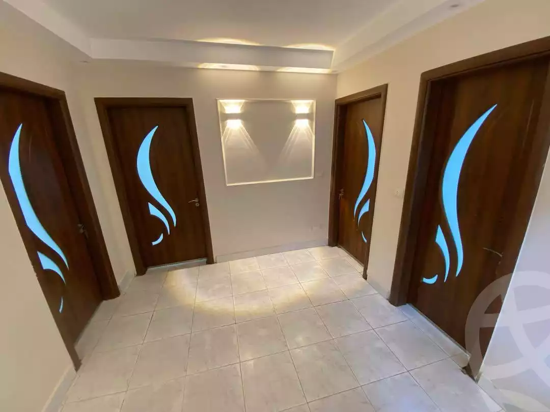 https://aqarmap.com.eg/ar/listing/6027934-for-sale-cairo-helwan-mohamed-sayed-ahmed-st