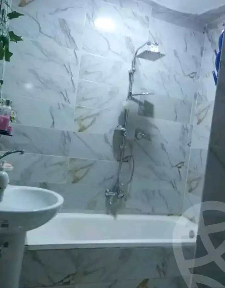 https://aqarmap.com.eg/ar/listing/6028105-for-sale-alexandria-l-jmy-el-hanouvel-amin-eshak-st
