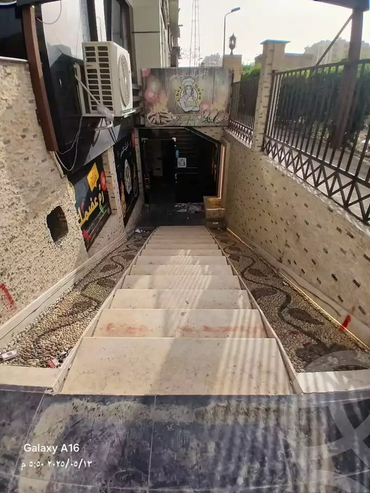 https://aqarmap.com.eg/en/listing/6028440-for-rent-cairo-mokattam-lhdb-l-ly