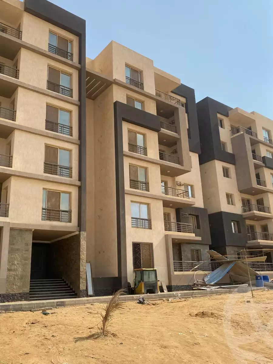https://aqarmap.com.eg/en/listing/6028709-for-sale-cairo-el-sheikh-zayed-city-lshykh-zyd-ljdyd-west-view-residence-hdp