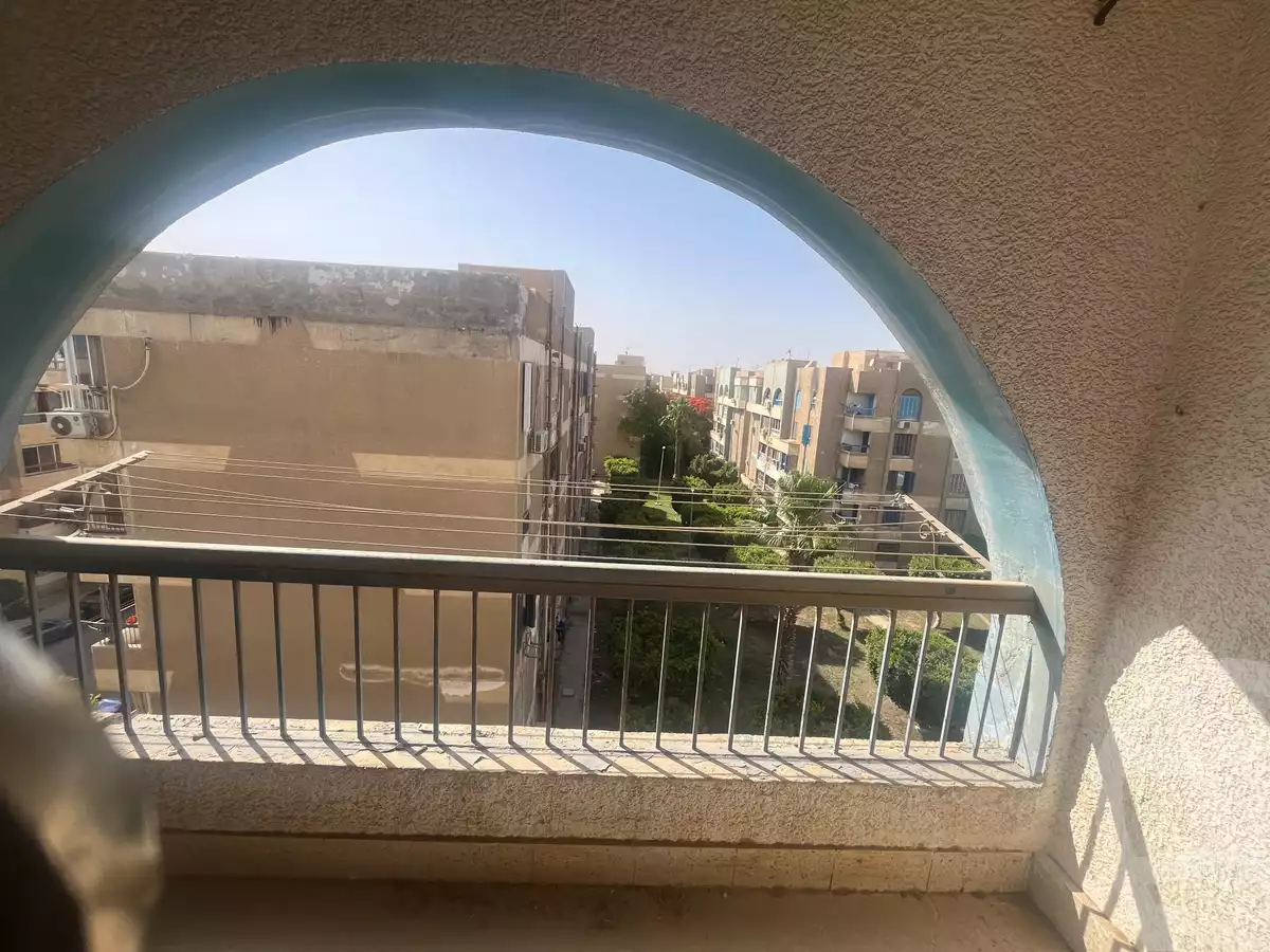 https://aqarmap.com.eg/en/listing/6028759-for-sale-cairo-el-sheikh-zayed-city-el-hay-elawel-street-38