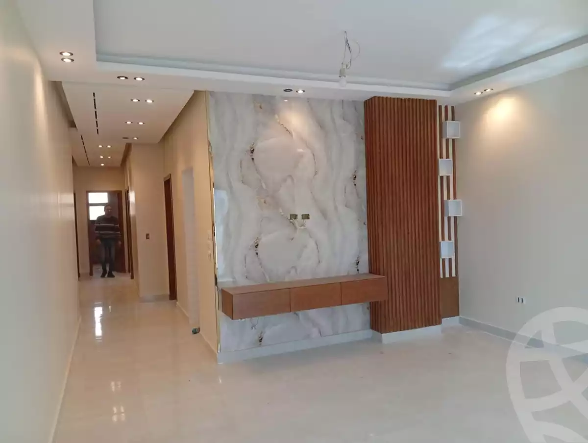 https://aqarmap.com.eg/en/listing/6028979-for-sale-cairo-mokattam-el-hadabah-el-wosta-el-mantaqa-el-olaa-el-sallab-st