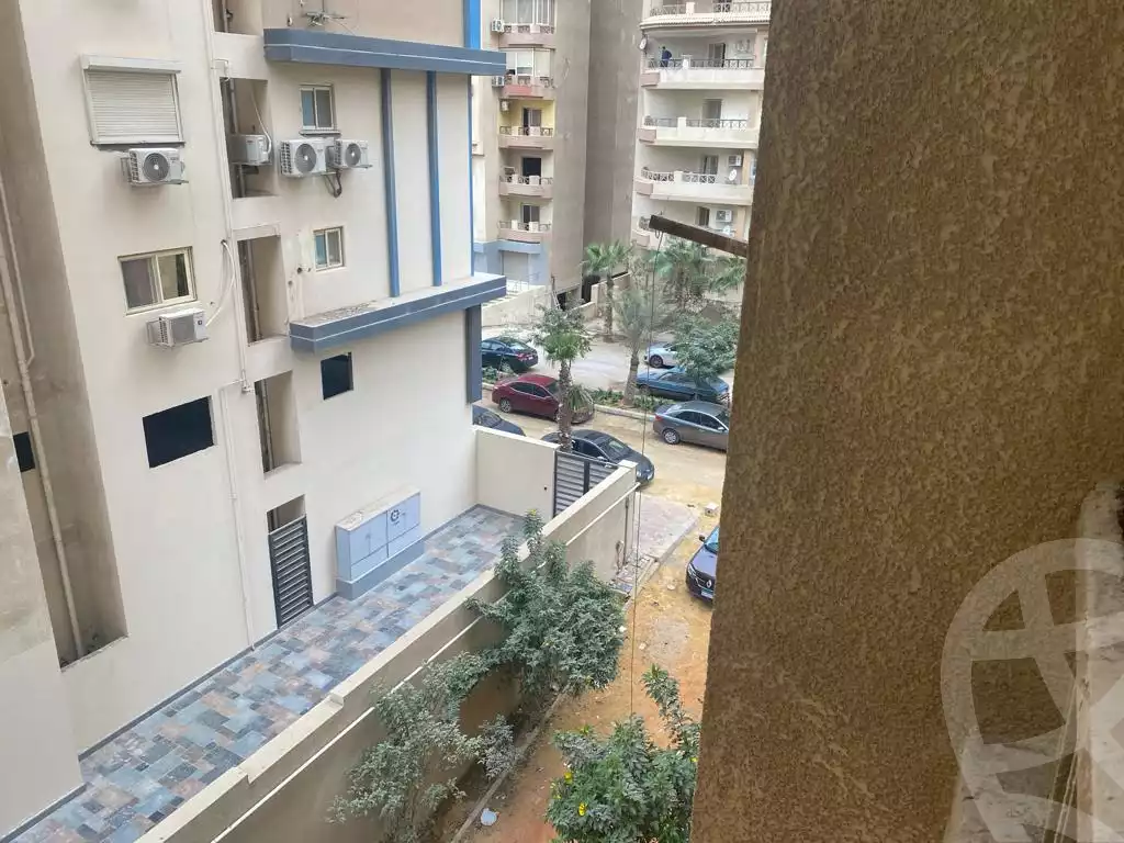 https://aqarmap.com.eg/en/listing/6029946-for-sale-cairo-mokattam-el-hadabah-el-wosta-compounds-palm-city