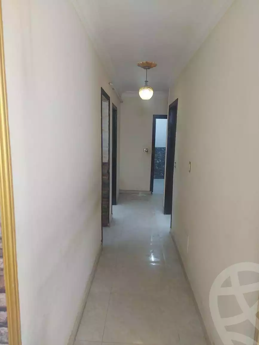 https://aqarmap.com.eg/en/listing/6031710-for-sale-cairo-helwan-helwan-el-sharkeya-mostafa-safwat-st