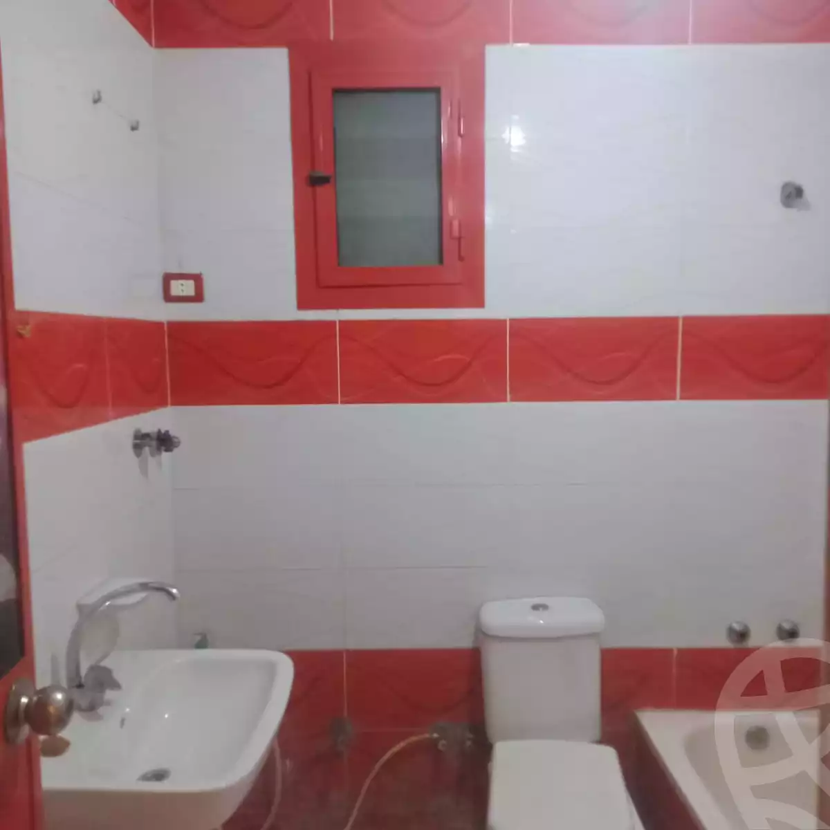 https://aqarmap.com.eg/en/listing/6031980-for-rent-cairo-ain-shams-6-october-st