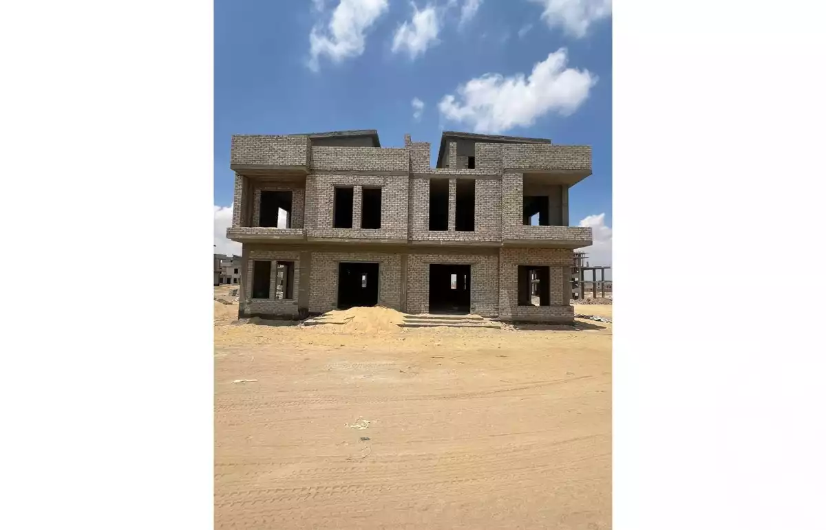 https://aqarmap.com.eg/en/listing/6033900-for-sale-cairo-el-sheikh-zayed-city-compounds-t-pearl-compound-torec
