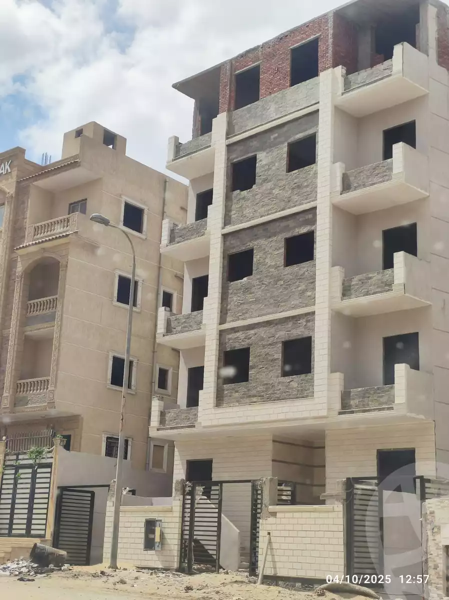 https://aqarmap.com.eg/en/listing/6034331-for-sale-cairo-6th-of-october-hadaeq-october-lmntq-lsyhy-b