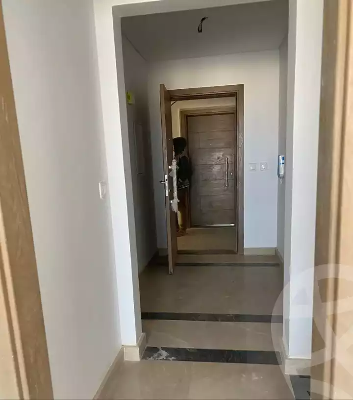 https://aqarmap.com.eg/en/listing/6034428-for-sale-cairo-mokattam-compounds-uptown-cairo
