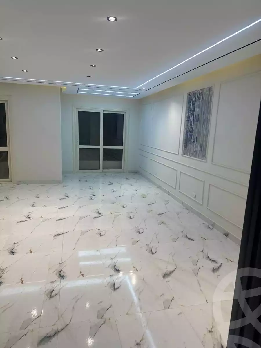 https://aqarmap.com.eg/en/listing/6035753-for-rent-cairo-el-sheikh-zayed-city-compounds-el-khamayel