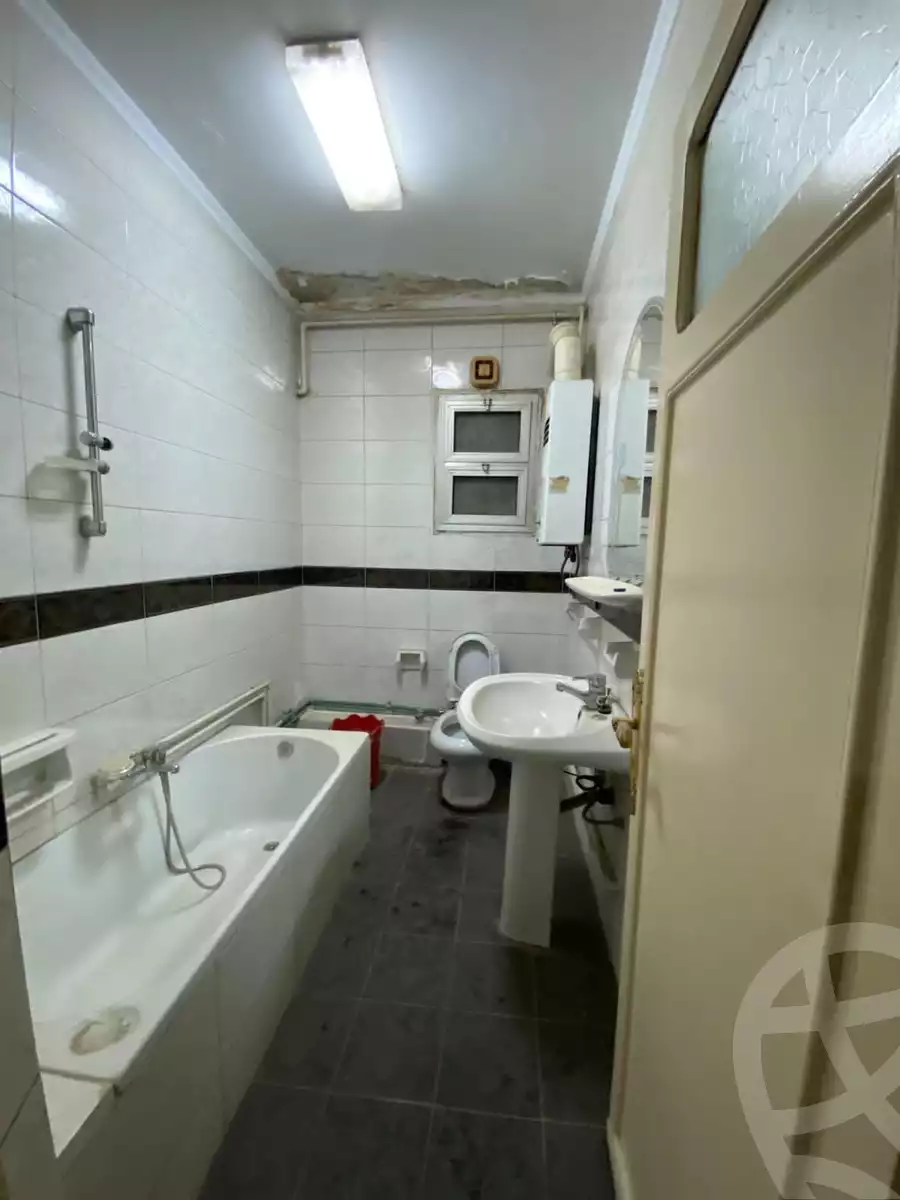 https://aqarmap.com.eg/en/listing/6036255-for-sale-cairo-nasr-city-tareq-el-nasr