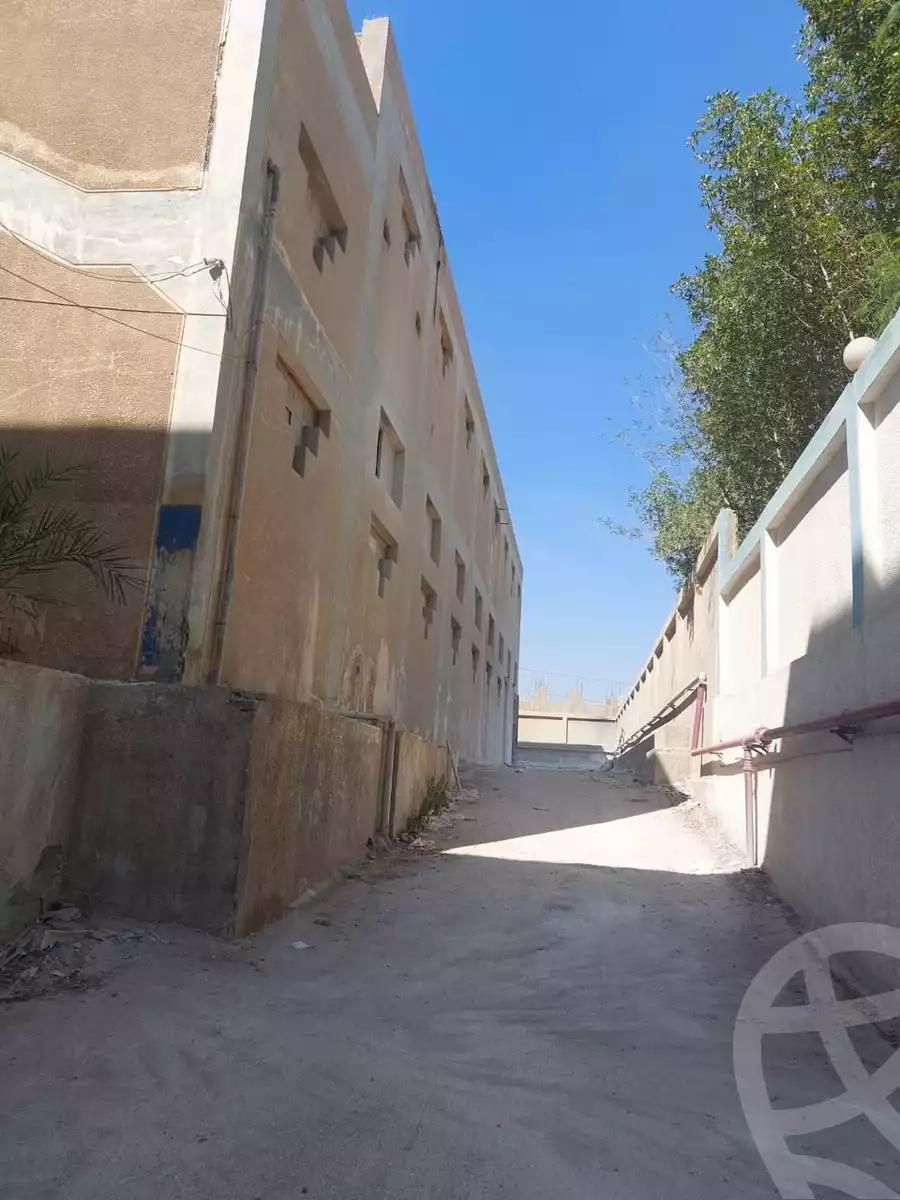 https://aqarmap.com.eg/ar/listing/6036544-for-sale-cairo-al-oubour-el-manateq-el-snaaya-first-industrial-zone