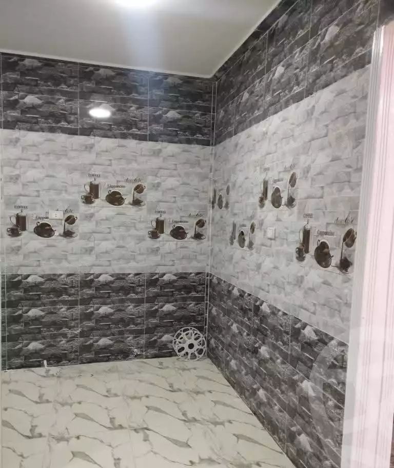 https://aqarmap.com.eg/en/listing/6037035-for-sale-alexandria-l-jmy-el-hanouvel-el-kholafaa-el-rashdeen-st