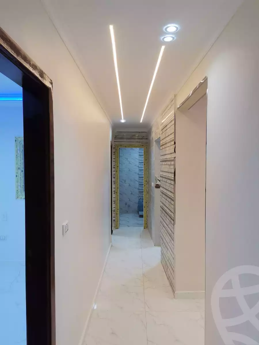 https://aqarmap.com.eg/ar/listing/6037649-for-sale-cairo-faisal-kafr-tohormos-queen-nazli-st