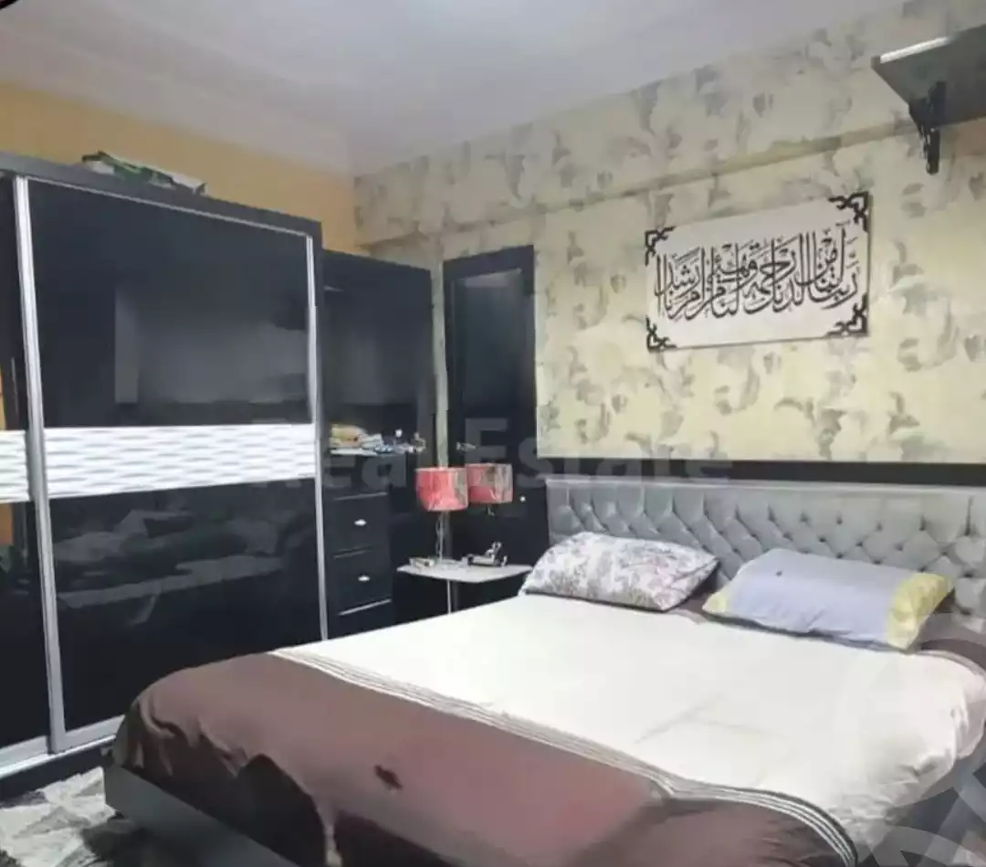 https://aqarmap.com.eg/en/listing/6038490-for-sale-alexandria-el-chatby