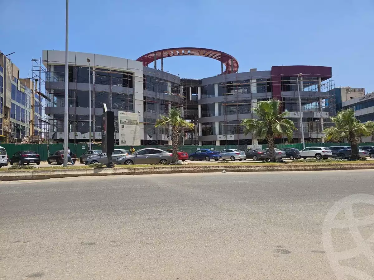 https://aqarmap.com.eg/en/listing/6039092-for-sale-cairo-el-sheikh-zayed-city-shr-lshbb