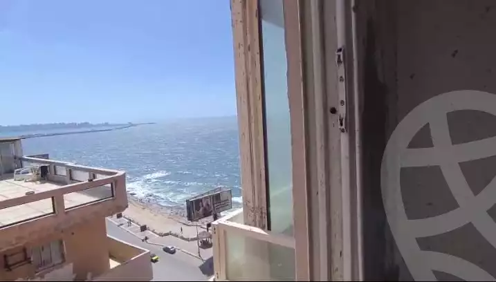 https://aqarmap.com.eg/en/listing/6028838-for-sale-alexandria-ibrahimia-shr-ljysh