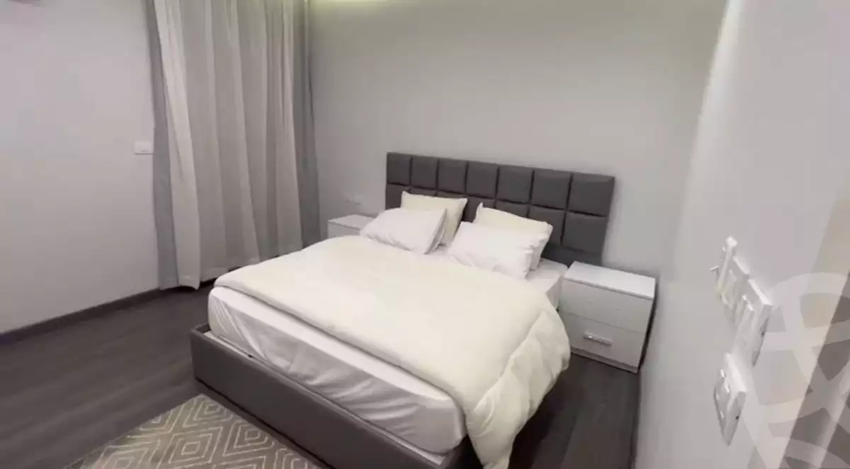 https://aqarmap.com.eg/en/listing/6039232-for-sale-cairo-el-sheikh-zayed-city-compounds-the-courtyard