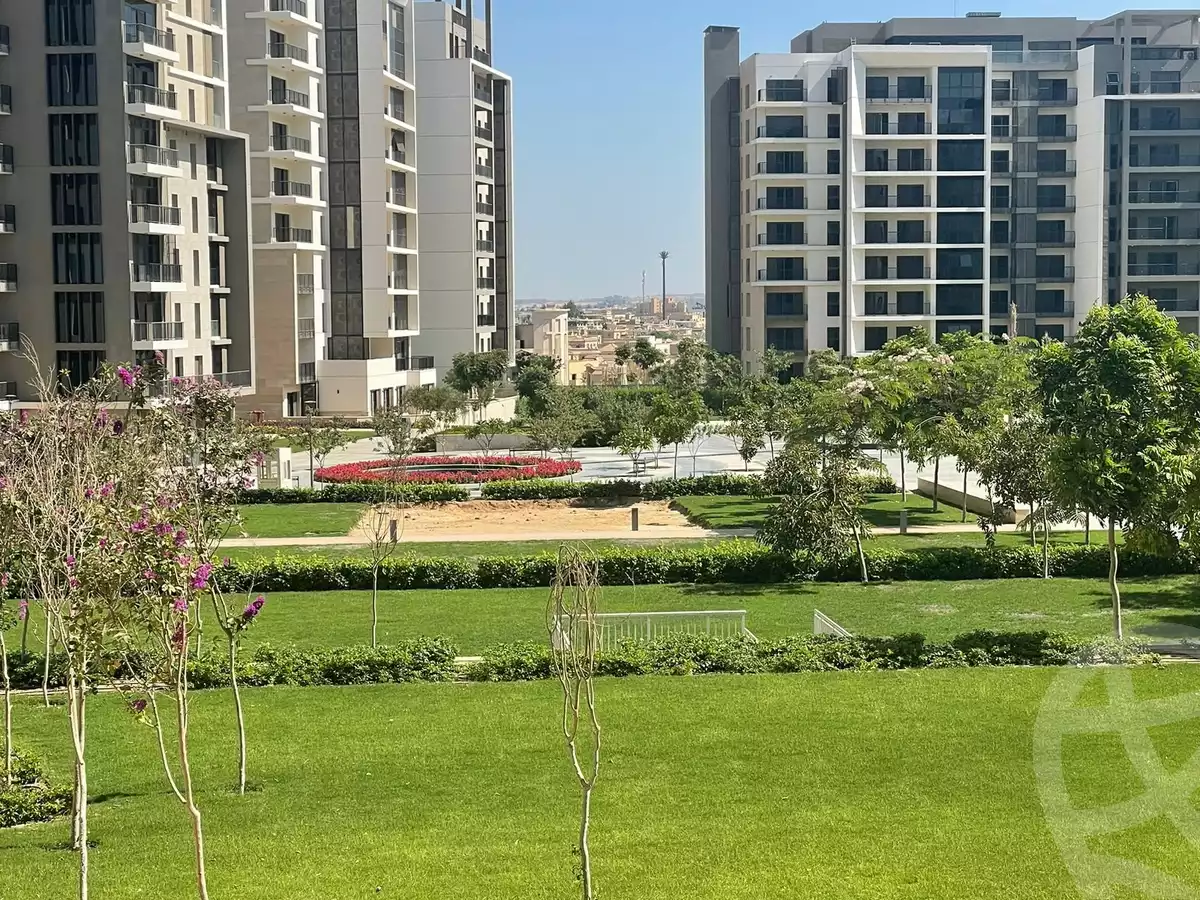 https://aqarmap.com.eg/en/listing/6039487-for-sale-cairo-el-sheikh-zayed-city-compounds-zyd-wr-llttwyr-z-tower