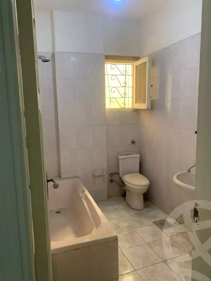 https://aqarmap.com.eg/ar/listing/6039875-for-sale-alexandria-l-jmy-lbytsh-el-hay-st